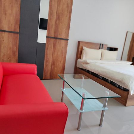 Taxim Residence Boutique Hotel Patong Esterno foto