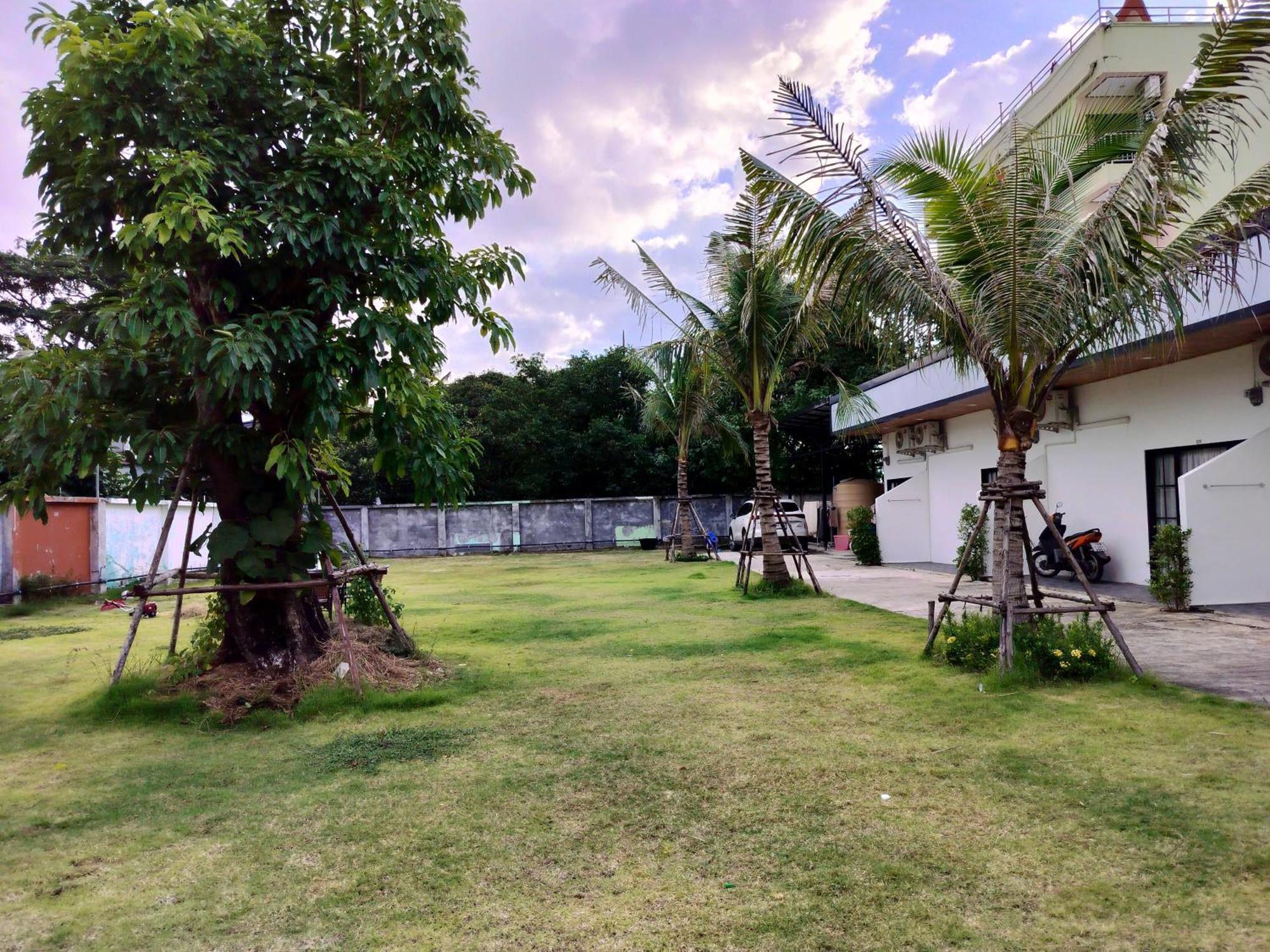 Taxim Residence Boutique Hotel Patong Esterno foto