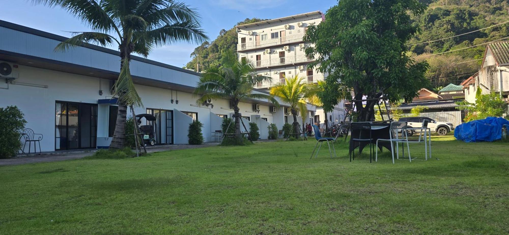 Taxim Residence Boutique Hotel Patong Esterno foto