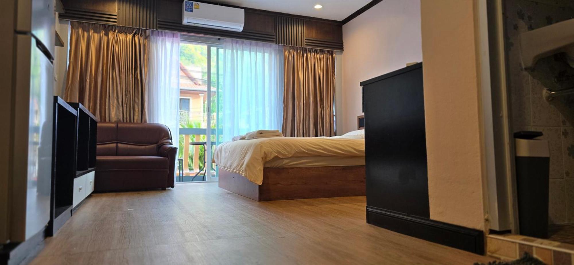 Taxim Residence Boutique Hotel Patong Esterno foto